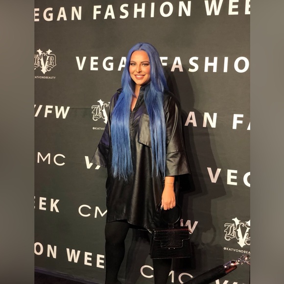 Meet your Posher, Cici - Picture 7 of 11